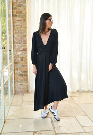 P black long dress